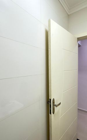 Casa à venda com 200m², 4 quartos e 2 vagas Casa à venda com 200m², 4 quartos e 2 vagasBanheiro 5