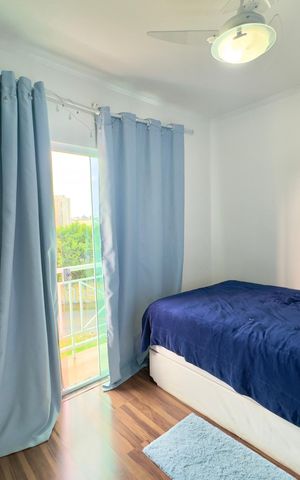 Casa à venda com 200m², 4 quartos e 2 vagas Casa à venda com 200m², 4 quartos e 2 vagasQuarto 2