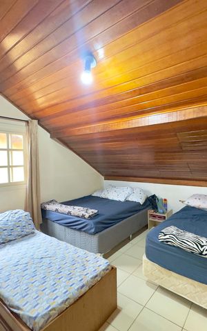 Casa à venda com 200m², 4 quartos e 2 vagas Casa à venda com 200m², 4 quartos e 2 vagasQuarto 4