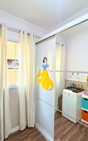 Casa à venda com 200m², 4 quartos e 2 vagas Casa à venda com 200m², 4 quartos e 2 vagasQuarto 1