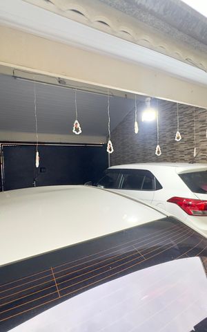 Casa à venda com 200m², 4 quartos e 2 vagas Casa à venda com 200m², 4 quartos e 2 vagasGaragem