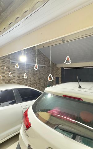Casa à venda com 200m², 4 quartos e 2 vagas Casa à venda com 200m², 4 quartos e 2 vagasGaragem