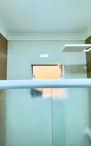 Casa à venda com 200m², 4 quartos e 2 vagas Casa à venda com 200m², 4 quartos e 2 vagasBanheiro 4
