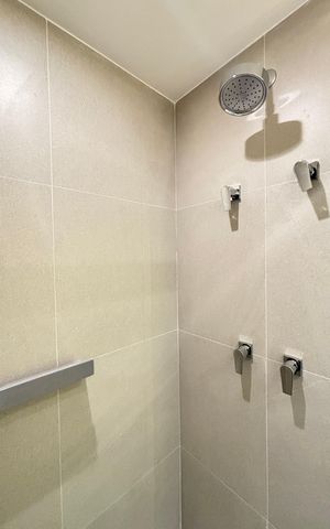 Apartamento para alugar com 34m², 1 quarto e sem vaga Apartamento para alugar com 34m², 1 quarto e sem vagaBanheiro da Suíte