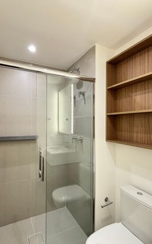 Apartamento para alugar com 34m², 1 quarto e sem vaga Apartamento para alugar com 34m², 1 quarto e sem vagaBanheiro da Suíte