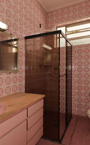 Casa à venda com 133m², 3 quartos e 1 vagaBanheiro