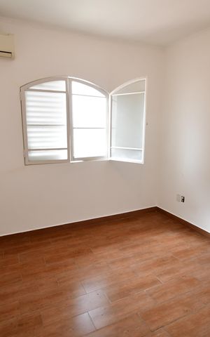 Casa à venda com 335m², 4 quartos e 2 vagasQuarto 1