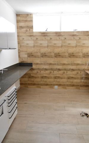 Casa à venda com 335m², 4 quartos e 2 vagasCopa