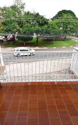 Casa à venda com 335m², 4 quartos e 2 vagasQuarto 4 - Suíte Sacada