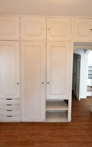 Casa à venda com 335m², 4 quartos e 2 vagasQuarto 1