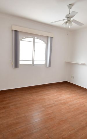 Casa à venda com 335m², 4 quartos e 2 vagasQuarto 3