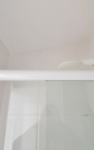 Casa à venda com 335m², 4 quartos e 2 vagasBanheiro Piscina