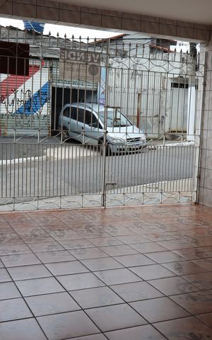 Casa à venda com 125m², 4 quartos e 2 vagasGaragem