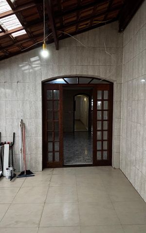 Casa para alugar com 160m², 3 quartos e 1 vaga Casa para alugar com 160m², 3 quartos e 1 vagaÁrea de Serviço