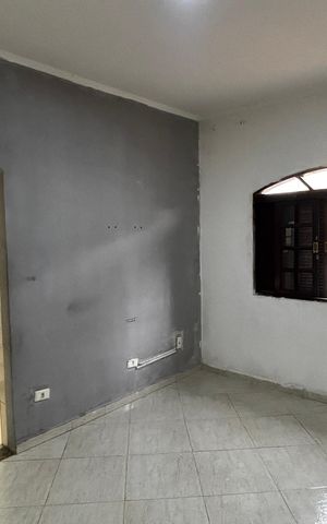 Casa para alugar com 160m², 3 quartos e 1 vaga Casa para alugar com 160m², 3 quartos e 1 vagaSuite