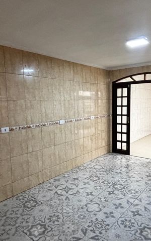 Casa para alugar com 160m², 3 quartos e 1 vaga Casa para alugar com 160m², 3 quartos e 1 vagaCozinha