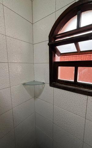 Casa para alugar com 160m², 3 quartos e 1 vaga Casa para alugar com 160m², 3 quartos e 1 vagaBanheiro