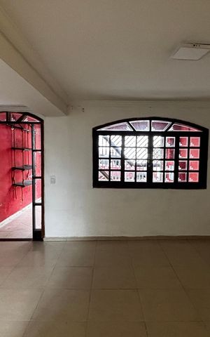 Casa para alugar com 160m², 3 quartos e 1 vaga Casa para alugar com 160m², 3 quartos e 1 vagaSala - Sala de Jantar