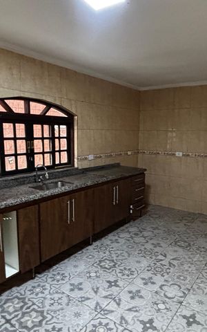 Casa para alugar com 160m², 3 quartos e 1 vaga Casa para alugar com 160m², 3 quartos e 1 vagaCozinha