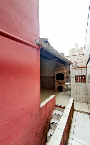 Casa para alugar com 160m², 3 quartos e 1 vagaQuintal 
