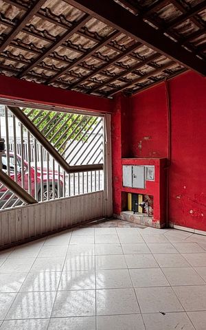 Casa para alugar com 160m², 3 quartos e 1 vaga Casa para alugar com 160m², 3 quartos e 1 vagaGaragem