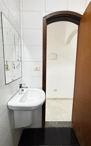 Casa para alugar com 160m², 3 quartos e 1 vagaBanheiro