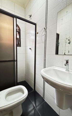 Casa para alugar com 160m², 3 quartos e 1 vagaBanheiro