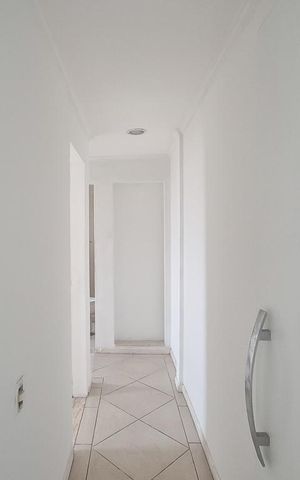 Apartamento à venda com 80m², 3 quartos e 1 vaga Apartamento à venda com 80m², 3 quartos e 1 vagacorredor