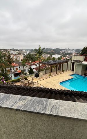 Casa para alugar com 900m², 6 quartos e 6 vagas Casa para alugar com 900m², 6 quartos e 6 vagasVista da Sacada