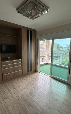 Casa para alugar com 900m², 6 quartos e 6 vagas Casa para alugar com 900m², 6 quartos e 6 vagasQuarto 4