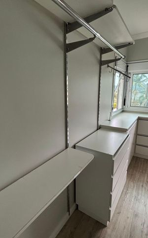 Casa para alugar com 900m², 6 quartos e 6 vagas Casa para alugar com 900m², 6 quartos e 6 vagasCloset da suíte