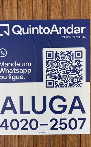 Casa para alugar com 900m², 6 quartos e 6 vagas Casa para alugar com 900m², 6 quartos e 6 vagasFachada
