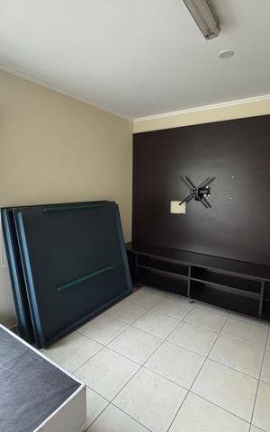 Casa para alugar com 900m², 6 quartos e 6 vagas Casa para alugar com 900m², 6 quartos e 6 vagasquarto 6
