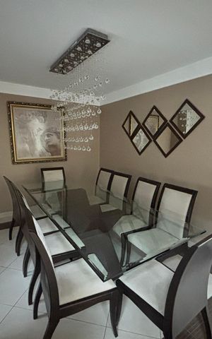 Casa para alugar com 900m², 6 quartos e 6 vagas Casa para alugar com 900m², 6 quartos e 6 vagasSala de Jantar