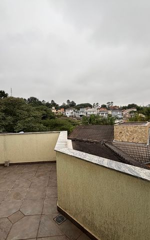 Casa para alugar com 900m², 6 quartos e 6 vagas Casa para alugar com 900m², 6 quartos e 6 vagasVista da Sacada