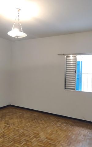 Casa à venda com 400m², 3 quartos e 4 vagas Casa à venda com 400m², 3 quartos e 4 vagasQuarto 1