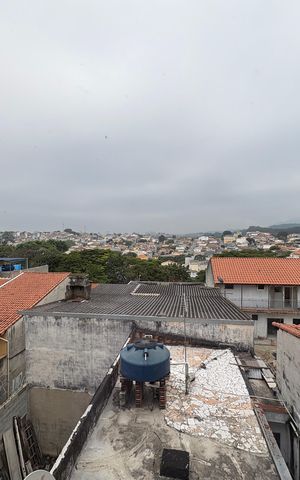 Casa à venda com 327m², 5 quartos e 2 vagas Casa à venda com 327m², 5 quartos e 2 vagasVista da Área de Serviço - Casa 1