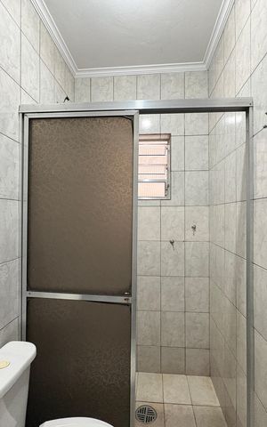 Casa à venda com 327m², 5 quartos e 2 vagas Casa à venda com 327m², 5 quartos e 2 vagasBanheiro - Casa 2