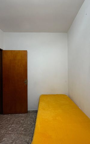 Casa à venda com 327m², 5 quartos e 2 vagas Casa à venda com 327m², 5 quartos e 2 vagasQuarto 3 - Casa 1