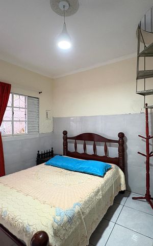 Casa à venda com 327m², 5 quartos e 2 vagas Casa à venda com 327m², 5 quartos e 2 vagasQuarto 1 - Casa 3