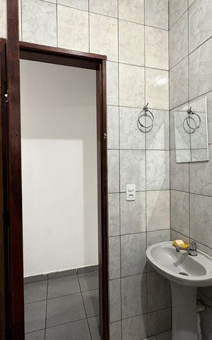 Casa à venda com 327m², 5 quartos e 2 vagas Casa à venda com 327m², 5 quartos e 2 vagasBanheiro - Casa 2
