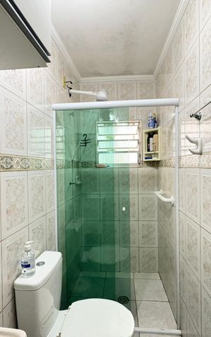 Casa à venda com 327m², 5 quartos e 2 vagas Casa à venda com 327m², 5 quartos e 2 vagasBanheiro 1 - Casa 3