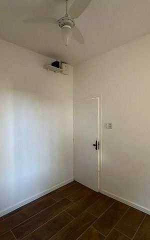 Casa à venda com 60m², 3 quartos e 2 vagas Casa à venda com 60m², 3 quartos e 2 vagasQuarto 1