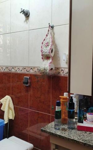 Casa à venda com 178m², 5 quartos e 3 vagas