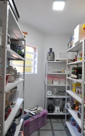 Casa à venda com 900m², 4 quartos e 7 vagasDispensa