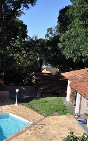 Casa à venda com 900m², 4 quartos e 7 vagasVista da Suíte 2