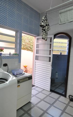Casa à venda com 900m², 4 quartos e 7 vagasÁrea de Serviço