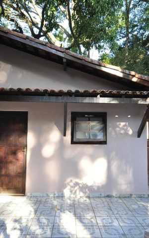 Casa à venda com 900m², 4 quartos e 7 vagasEdícula