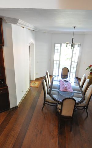 Casa à venda com 900m², 4 quartos e 7 vagasSala de Jantar