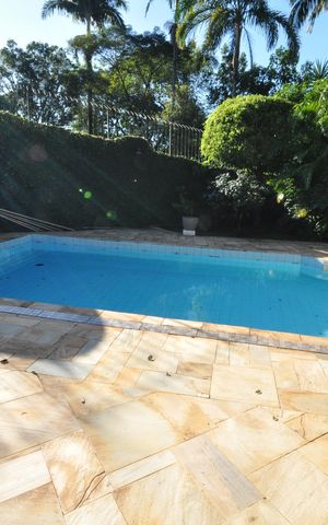 Casa à venda com 900m², 4 quartos e 7 vagasPiscina